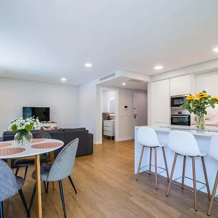 The Shoreline 1 By Portugal Portfolio Daire Parede